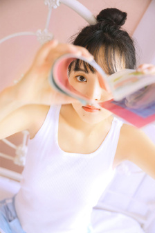 法国透明时装秀高清